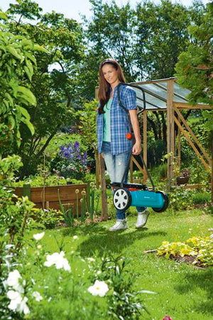 Gardena Cylinder Lawnmower Classic 400 Garden Plus