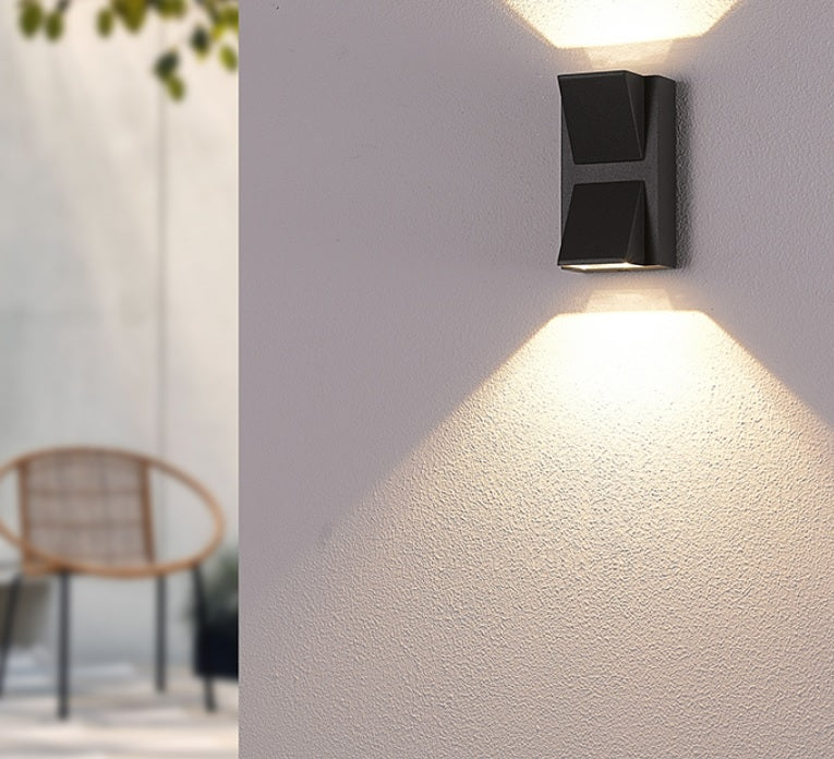 HILITE Wall Light H1294 Garden Plus