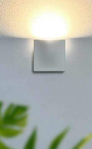 HILITE Wall Light H1141 Garden Plus