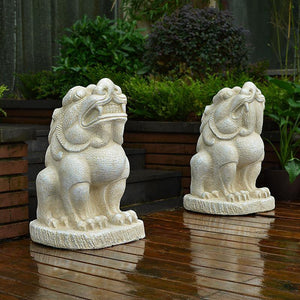 Brave Troops Statue Garden Plus