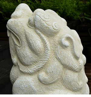 Brave Troops Statue Garden Plus