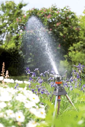 Gardena Premium High-Level Pulse Sprinkler Garden Plus