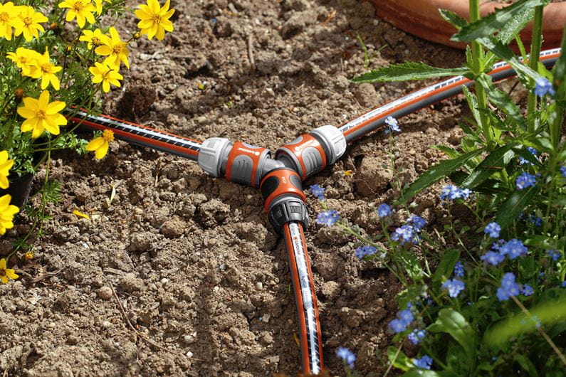 Gardena Two-way Hose Coupling Set 13mm (1/2") and 15 mm (5/8") Garden Plus