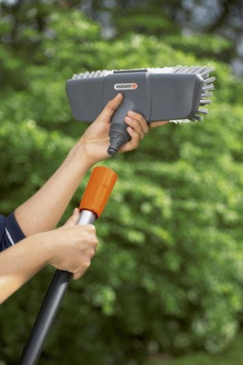 Gardena Comfort Scrubbing Brush Garden Plus