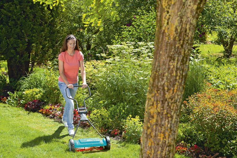 Gardena Cylinder Lawnmower Classic 400 Garden Plus