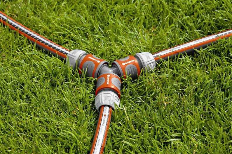 Gardena Two-way Hose Coupling Set 13mm (1/2") and 15 mm (5/8") Garden Plus