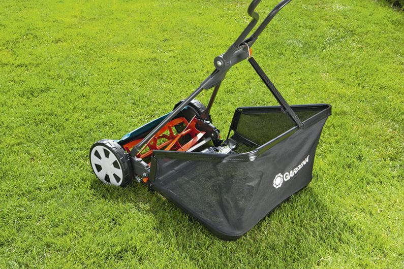 Gardena Cylinder Lawnmower Classic 400 Garden Plus