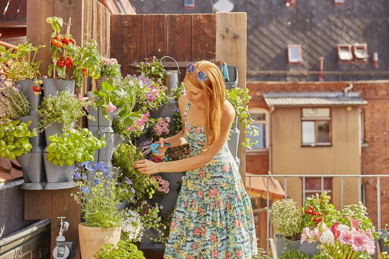 Gardena NatureUp! Irrigation Set Corner Water Tap Garden Plus