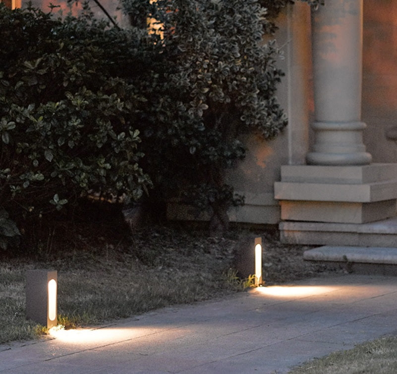 Hilite - Post light H2713 Garden Plus