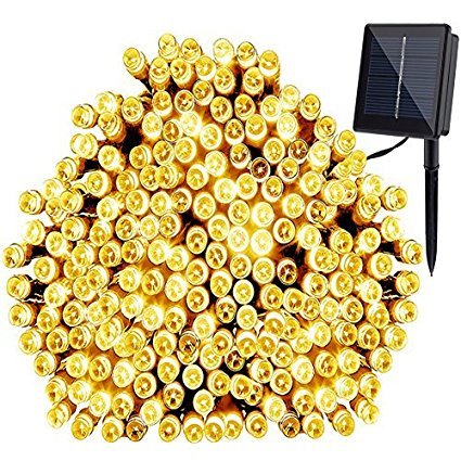 200 LED Outdoor TraditionalSolar Light 1.jpg