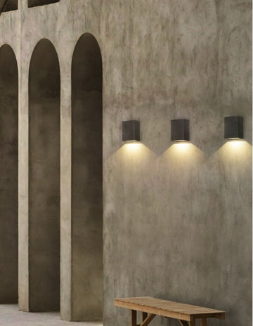 HILITE Wall Light H2562