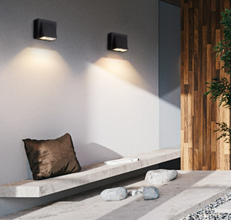 HILITE Wall Light H1294 Garden Plus