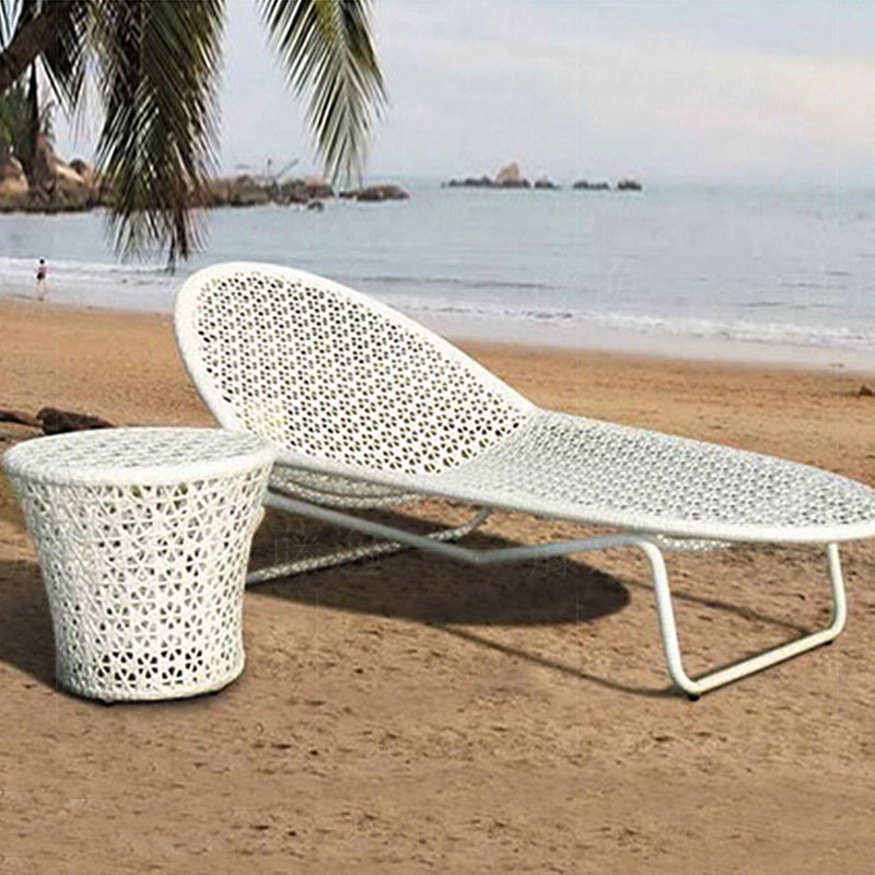 Rattan Lying Bed Garden Plus