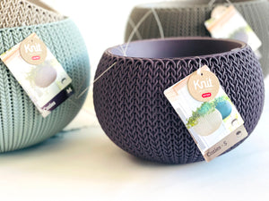 Keter Cozy Cradle and Flower Pot Garden Plus