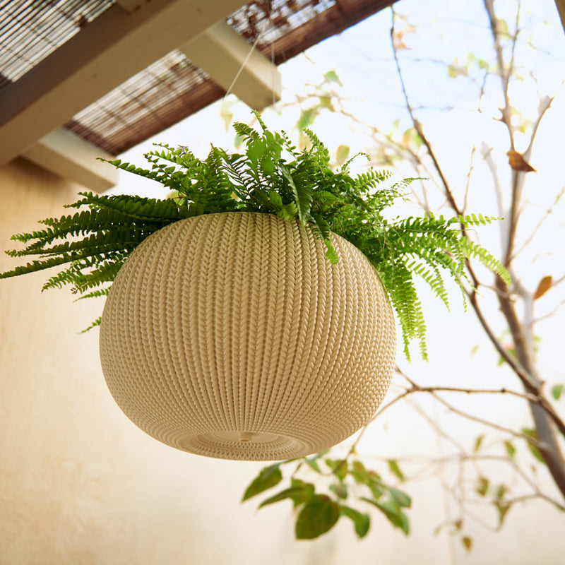 keter hanging planter Keter Cozy Cradle and Flower Pot Garden Plus