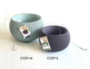Keter Cozy Cradle and Flower Pot Garden Plus