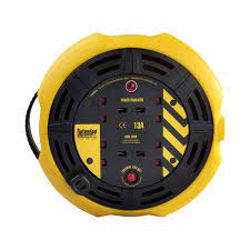 Defender 15m Box Reel (E86612) Garden Plus