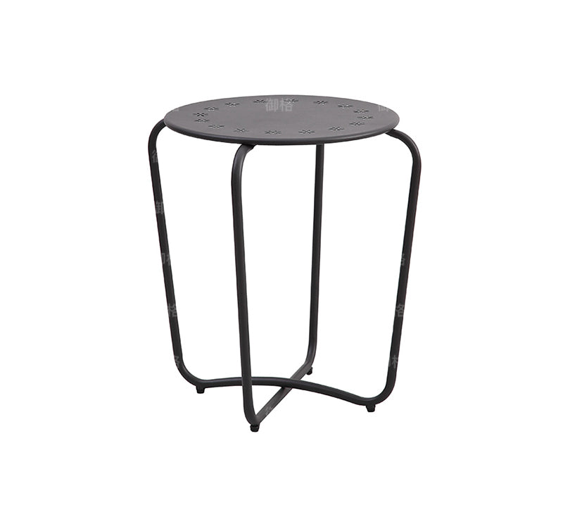 Round Corner Coffee Table Garden Plus