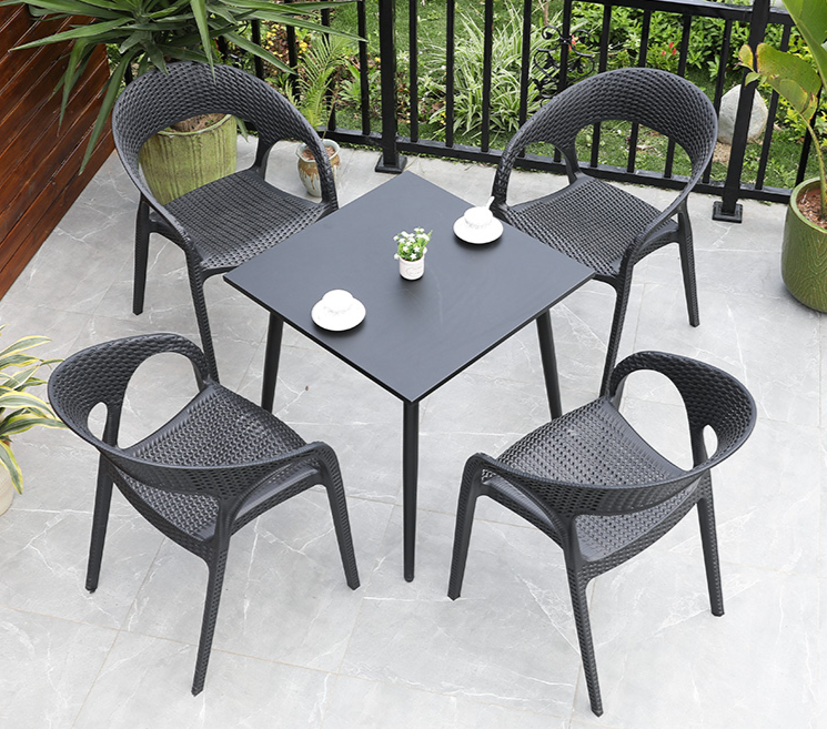 Plastic Table & Chairs Set No.1 Garden Plus